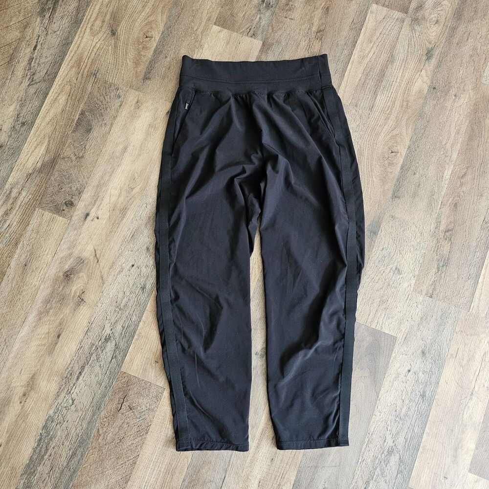 Athleta Nolita Slim Tapered Crop Pants Black Utility Gorpcore Womens 4
